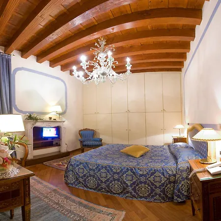 Ξενοδοχείο Colombina 4*