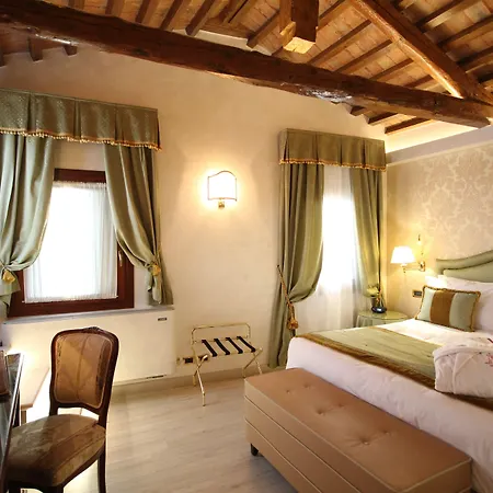 Ξενοδοχείο Colombina 4*