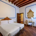 Hotel Colombina Venice