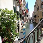Colombina Hotel
